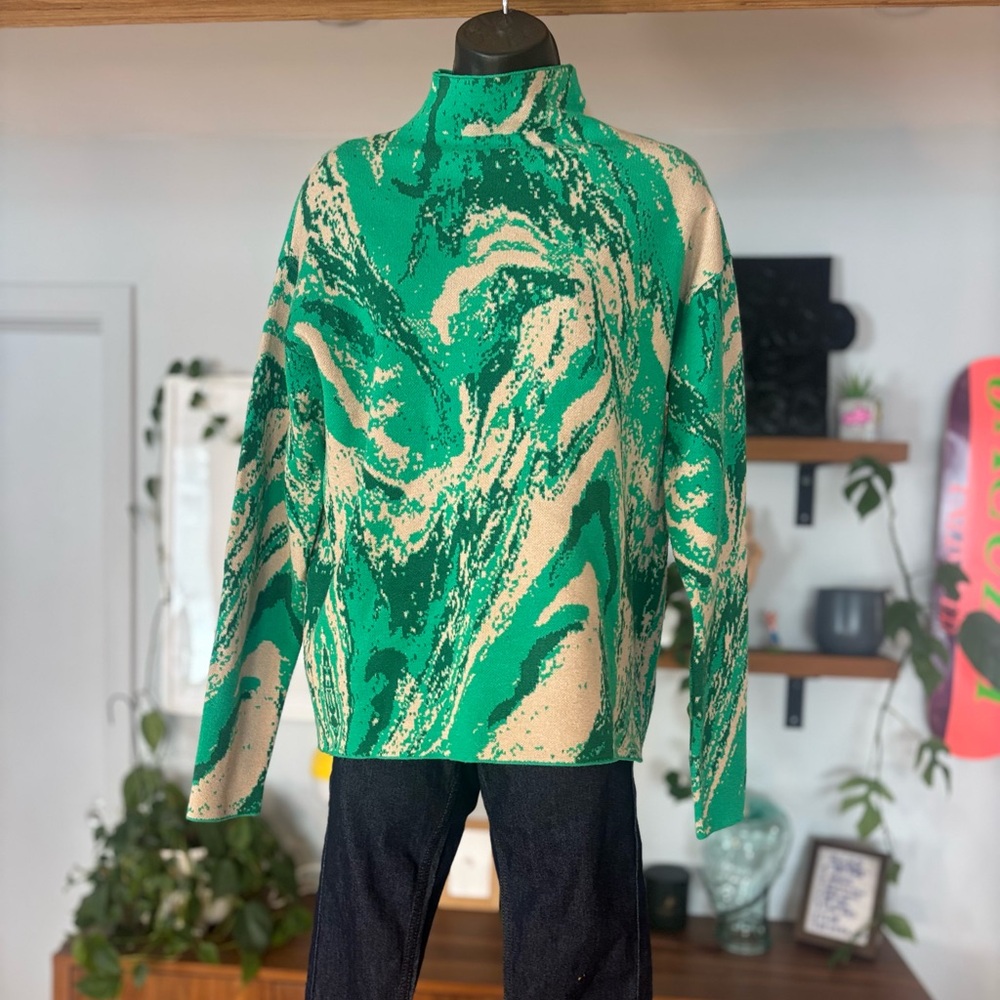 Christian Siriano New York – Marbled Green Sweater – Size M - Picture 4 of 9